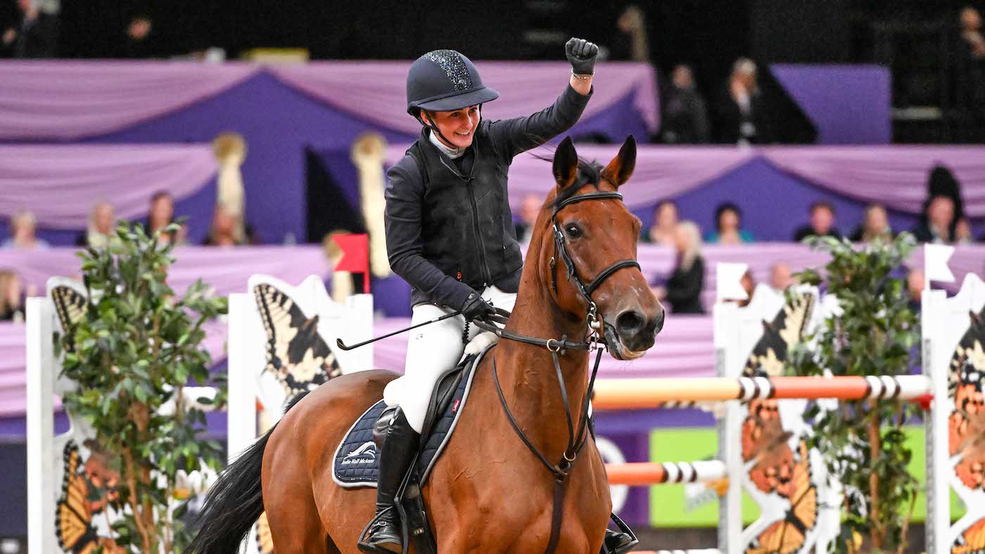 Jodie Hall McAteer et Hardessa, gagnants du grand prix HOYS