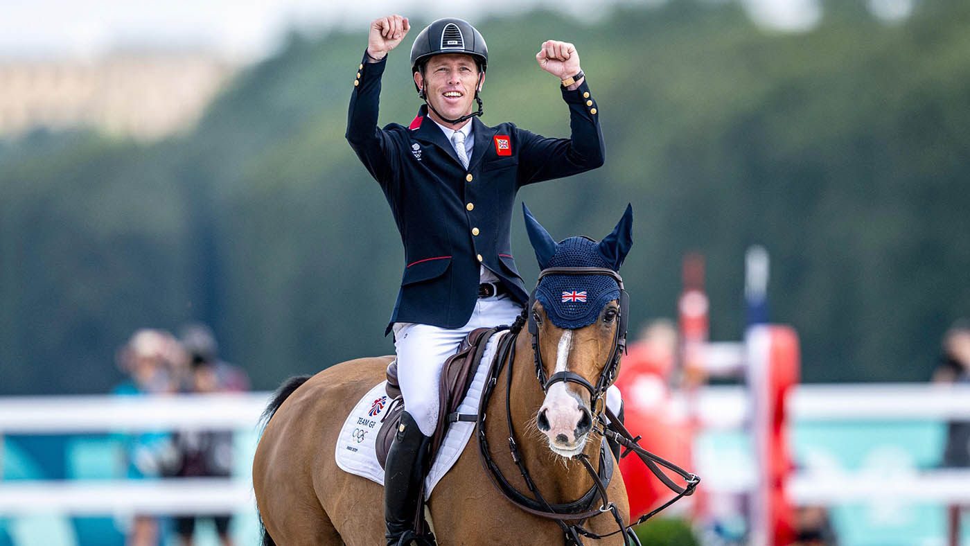 Les médaillés olympiques de saut d'obstacles célébrés à Londres