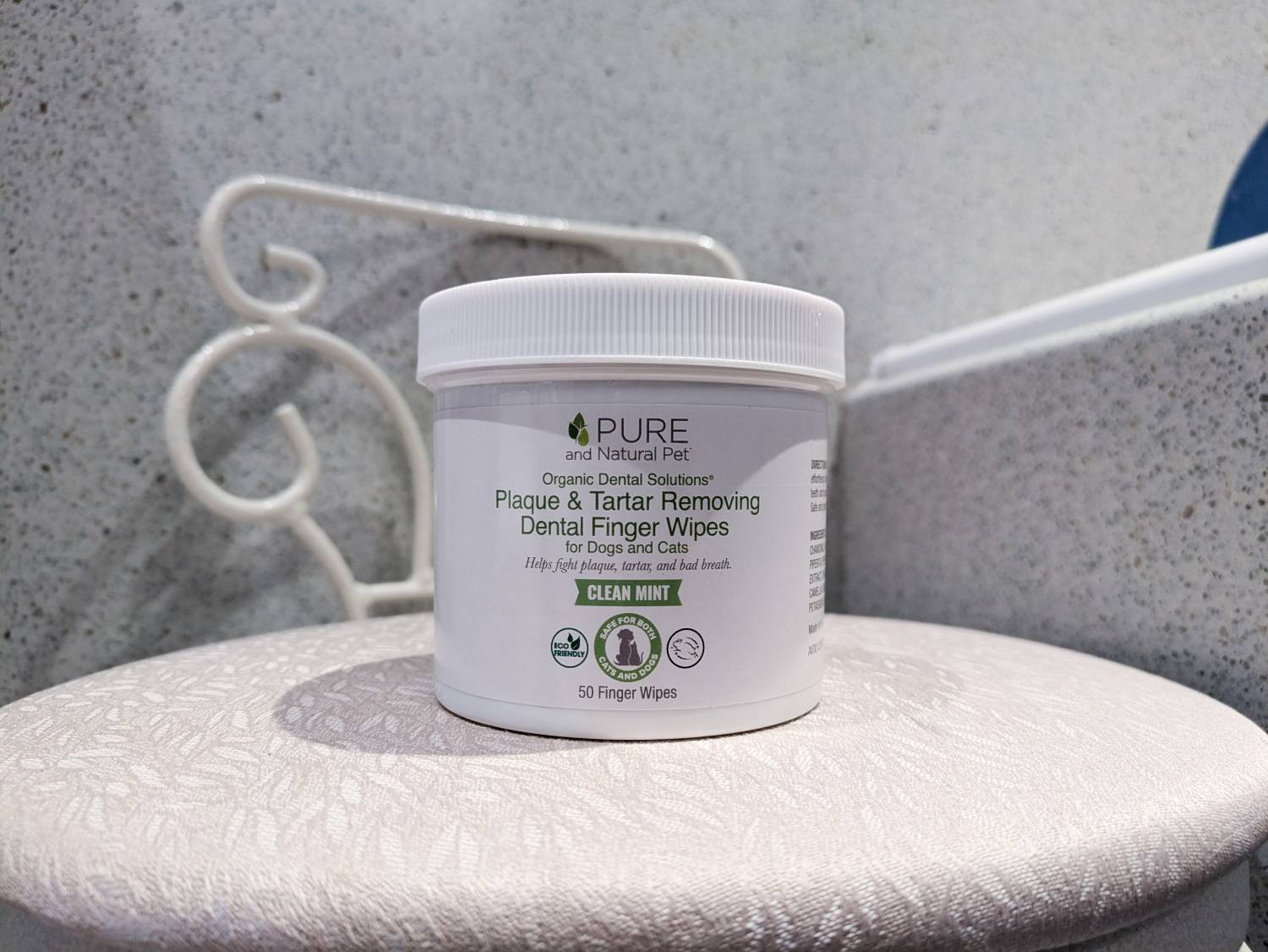 Revue de lingettes dentaire dentaire pure et naturelle - Produit sur chaise