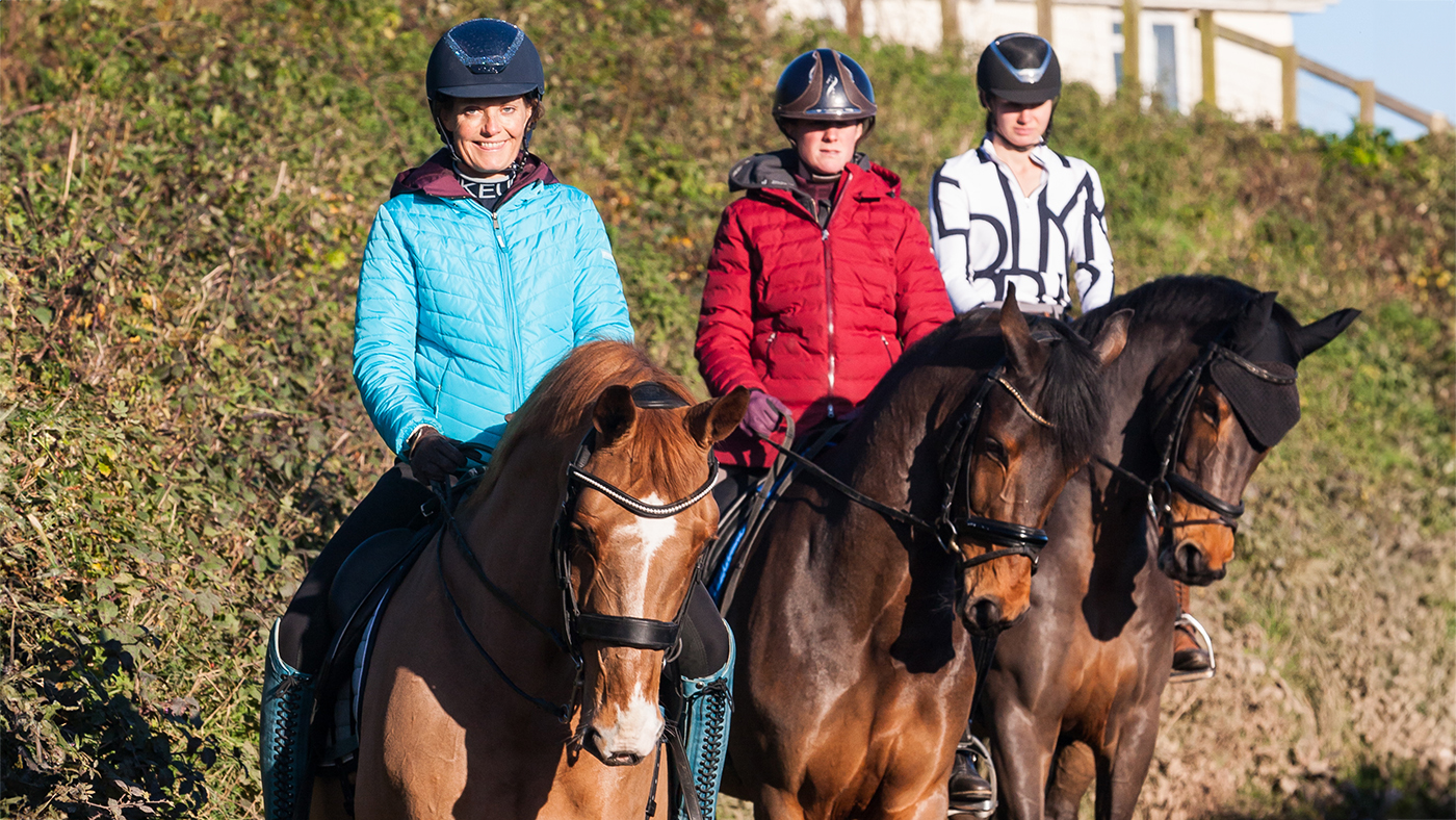 Ce dont les chevaux ont vraiment besoin, un jeune cavalier qui a étonné les médecins, et plus ...