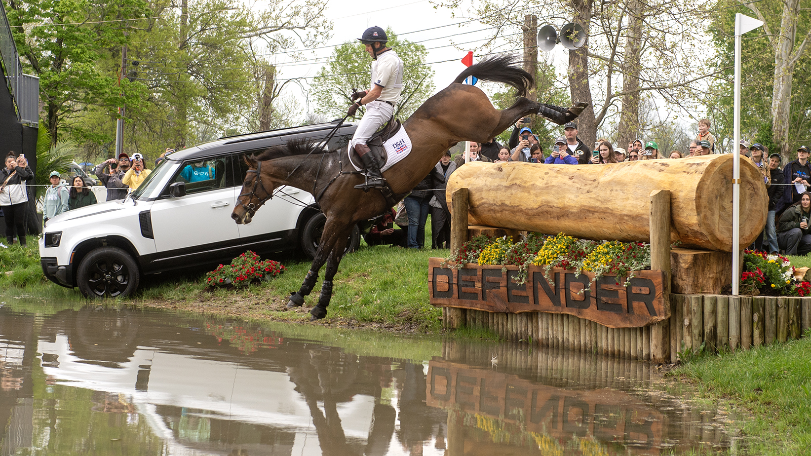 Harry Meade débarque le Kentucky de trois jours, l'événement du pays se déroule dans le temps