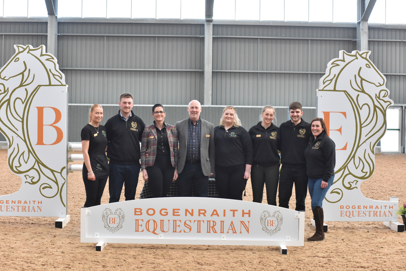 `` Je veux que son rêve reste à la pointe '': l'équipe derrière un nouveau centre équestre continue sur la vision du fondateur