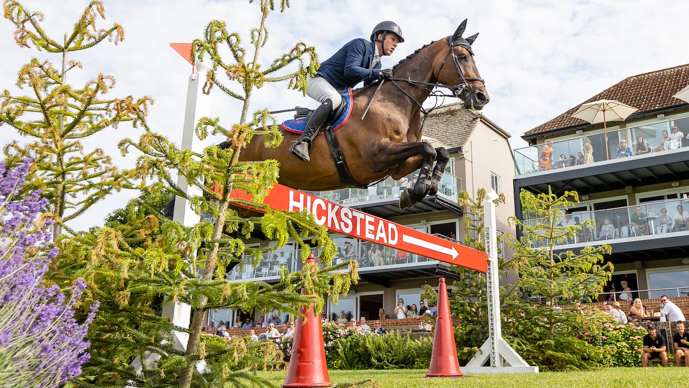 Hommage rendu à Hickstead Speed ​​Derby Star Royale Tale