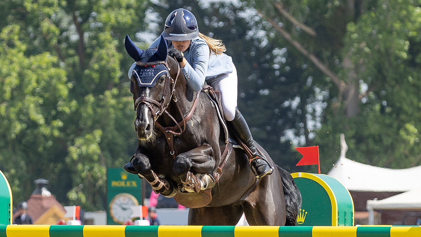 Jessica Mendoza commence aux championnats européens du showjumping