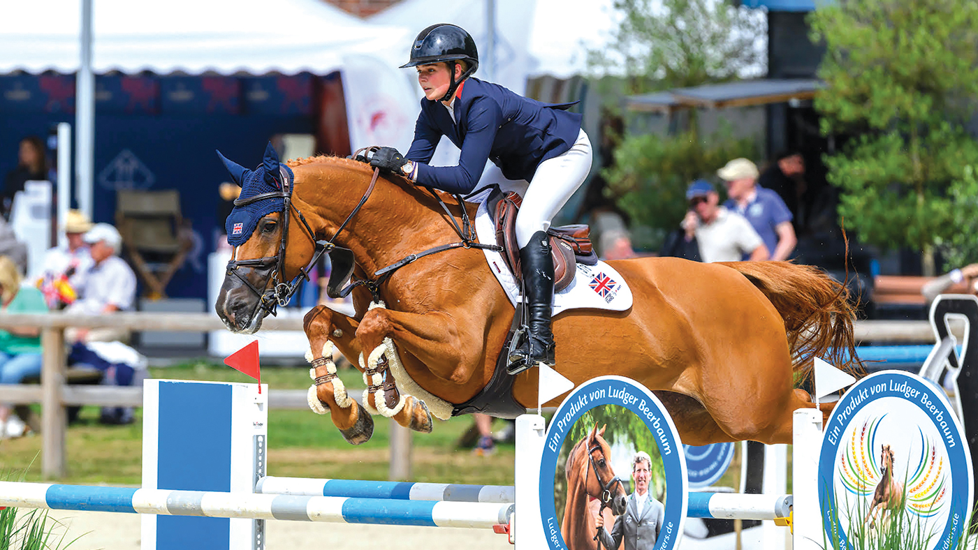 `` Souvenirs inoubliables '' et bons voeux comme cheval vainqueur britannique vendu à l'étranger