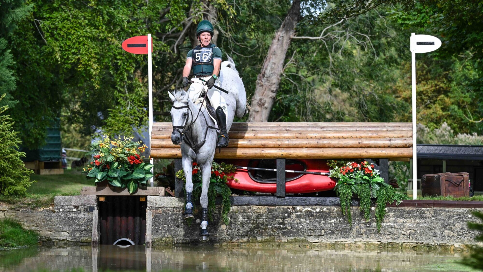 Austin O'Connor prend d'assaut vers 2025 Burghley Horse Trials Cross-Country