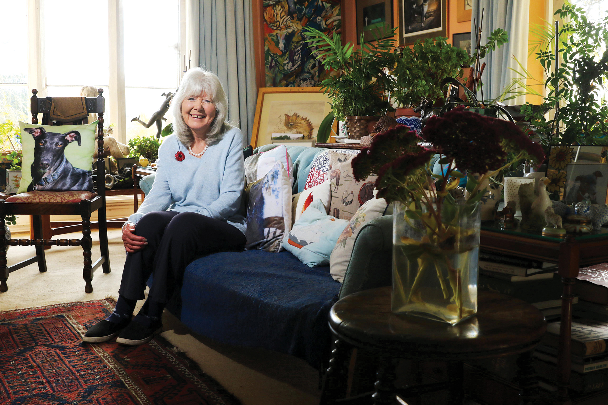 Quand H&H a rencontré le Dame Fun, Flirty et tout simplement fabuleux Jilly Cooper: «J'adore les chevaux - je vais leur parler lors de mes promenades»