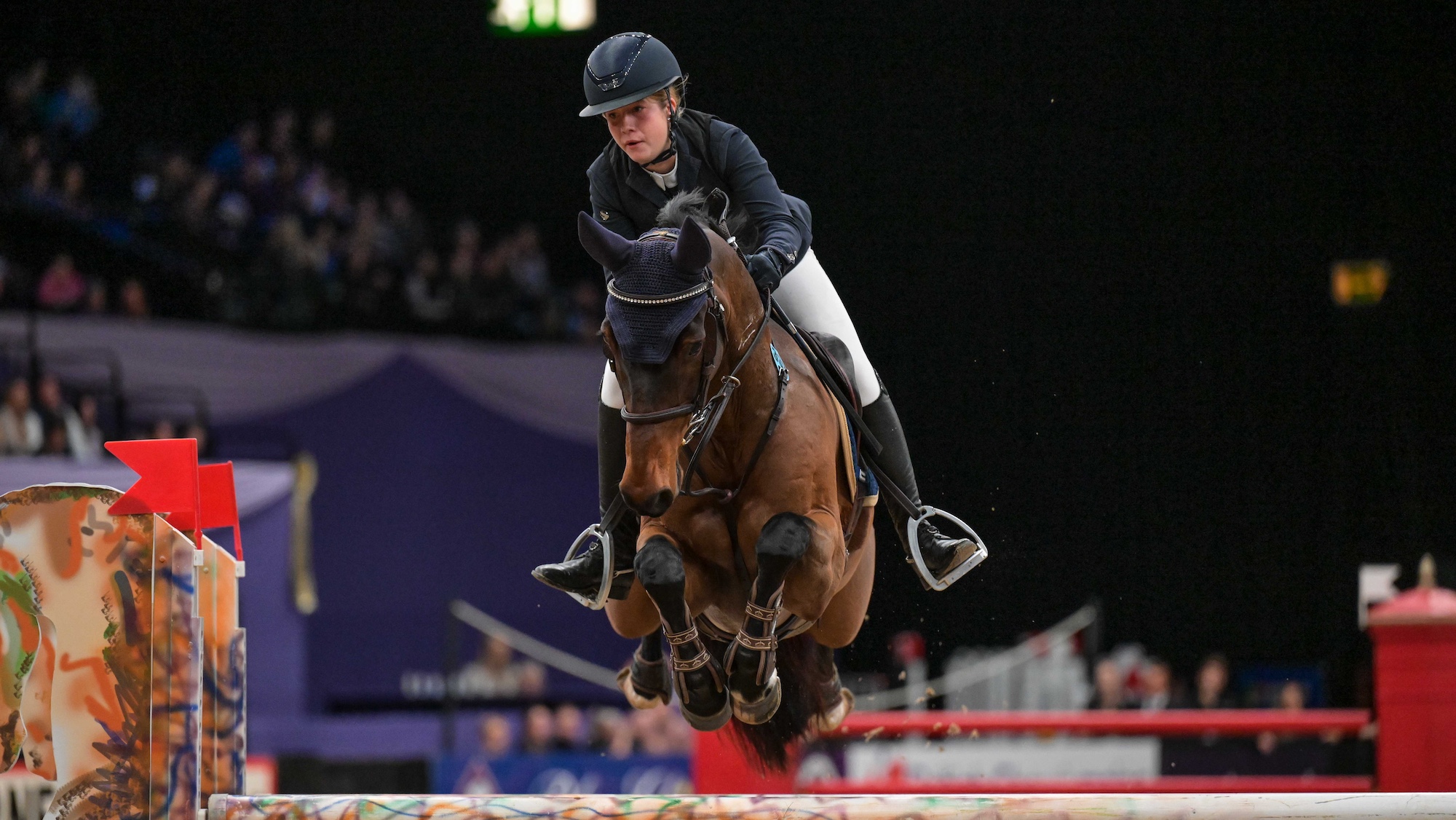Sophia Rogers et Neil 55 remportent le titre de Leading Pony Showjumper à HOYS