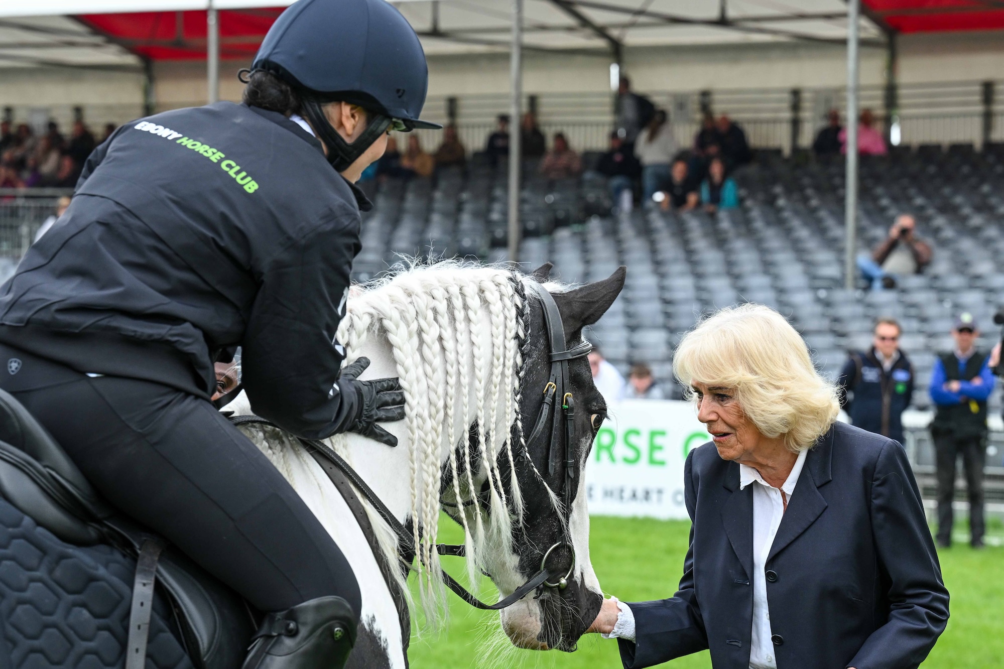 La Reine ravie de sa visite au Badminton Horse Trials