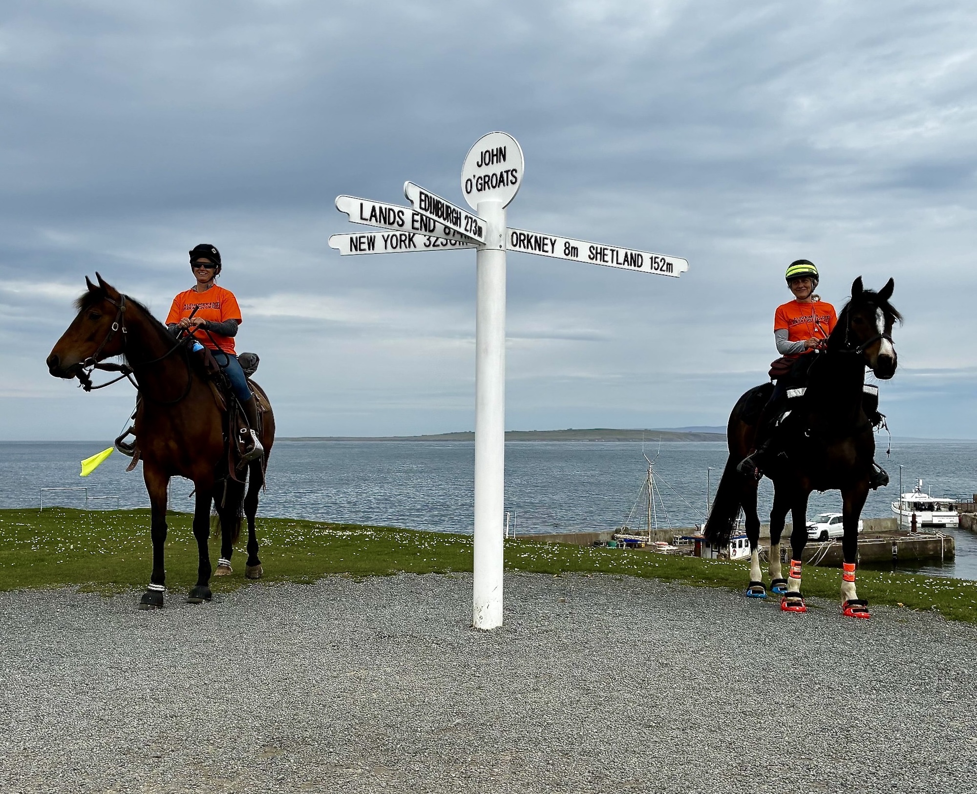 « Je n'aime pas le hacking, alors pourquoi ne pas parcourir tout le pays ! » Les cavaliers relèvent le défi épique de John O'Groats to Land's End pour lutter pour un remède contre la démence